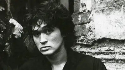 «Цой жив»: откуда появилась легендарная фраза