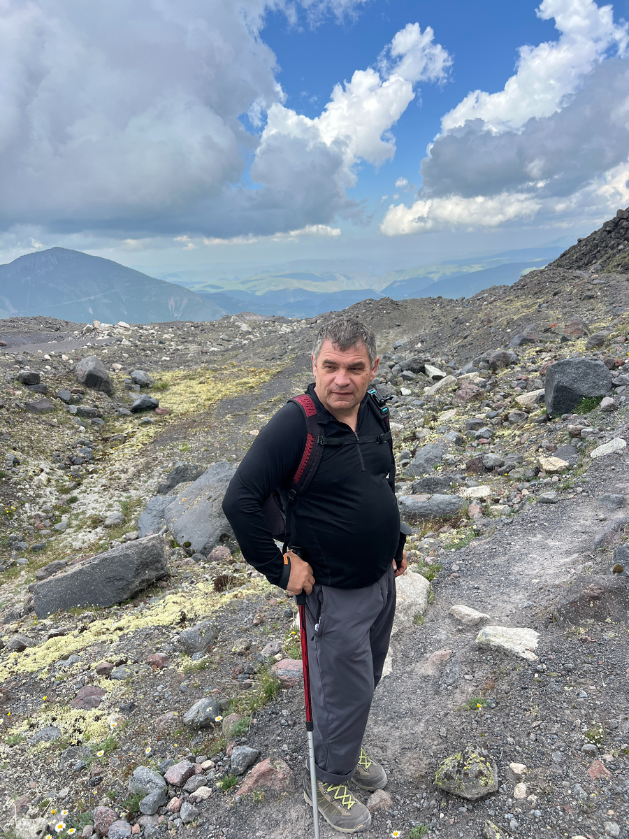 Я в горах на маршруте В Приэльбрусье