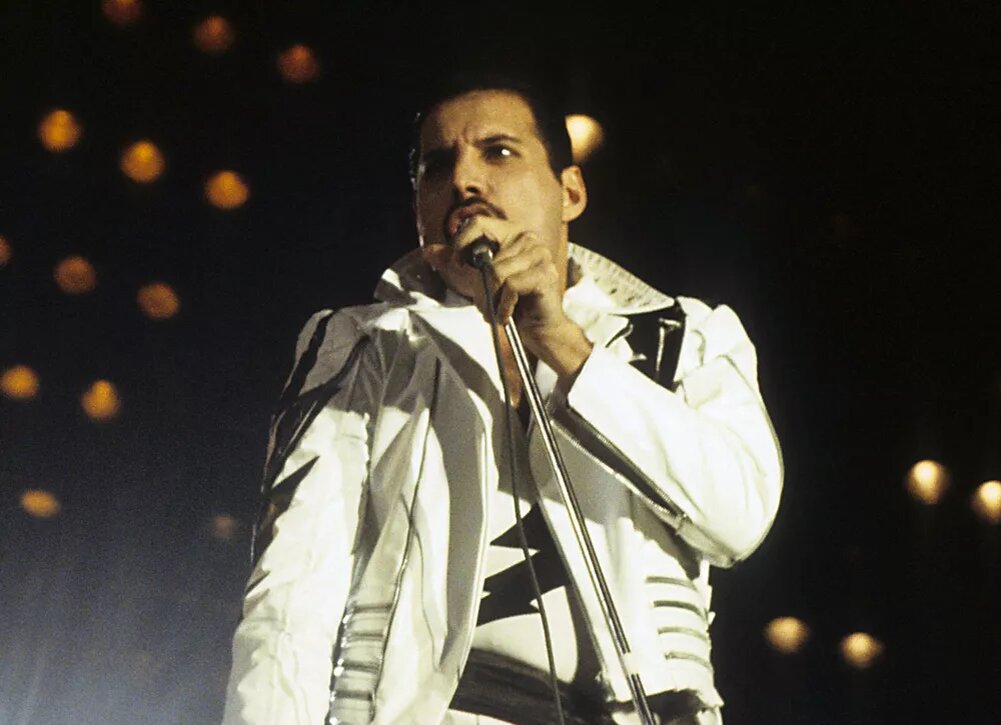    Тайная дочь Фредди Меркьюри скончалась от редкой болезни