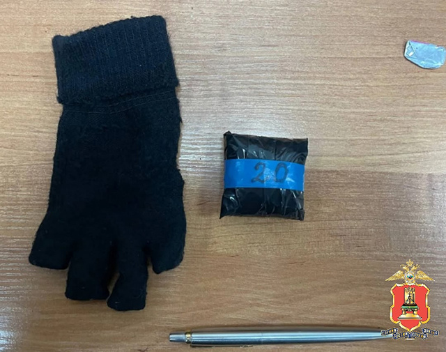 В Твери с поличным задержали подружек-наркозакладчиц