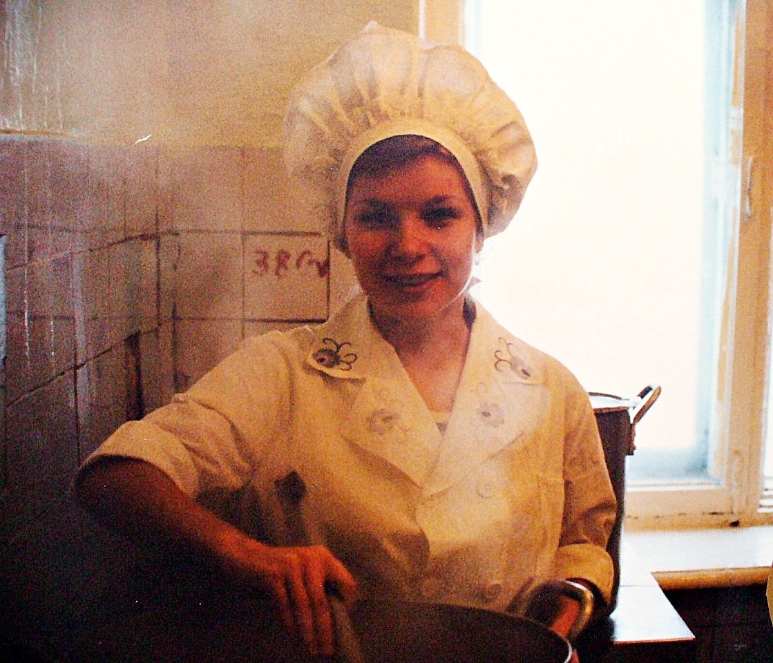 Автор на работе)