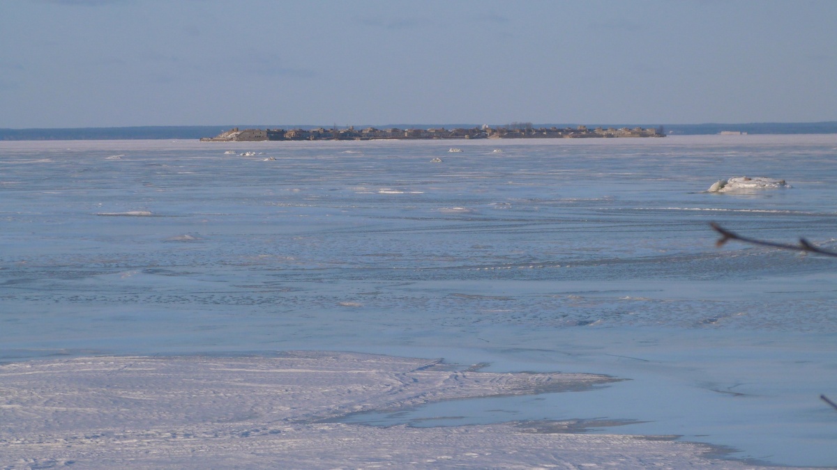Фото из личного архива. Вид на форт "Обручев" и форта "Шанц".