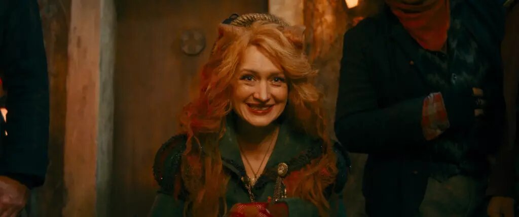 Виктория Исакова в роли лисы Алисы в фильме «Буратино»