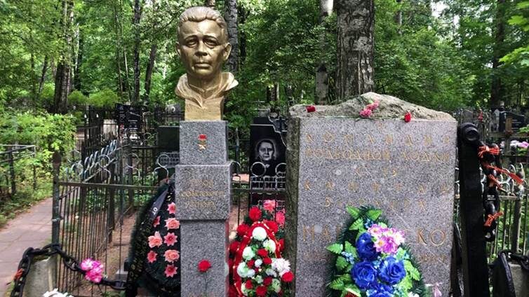 Александр Маринеско и Евгений Лебедев. Легендарный подводник и великий русский актер родившиеся 15 января