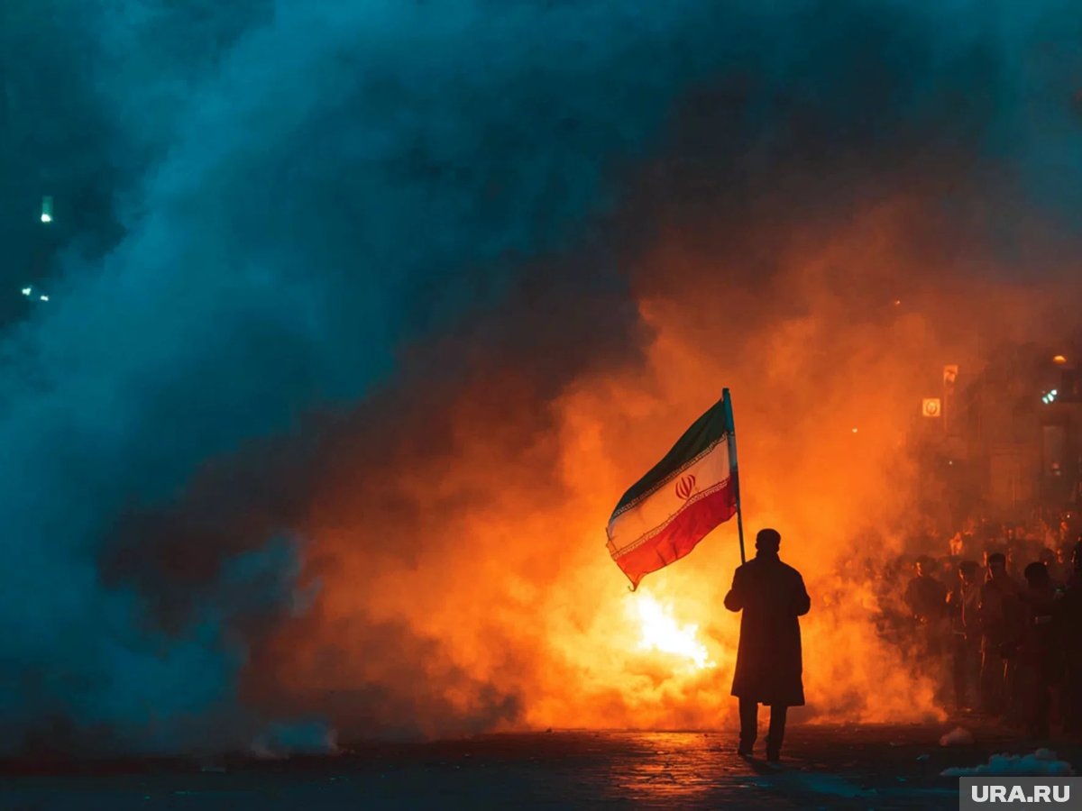     Попытка революции была с помощью массовых протестов