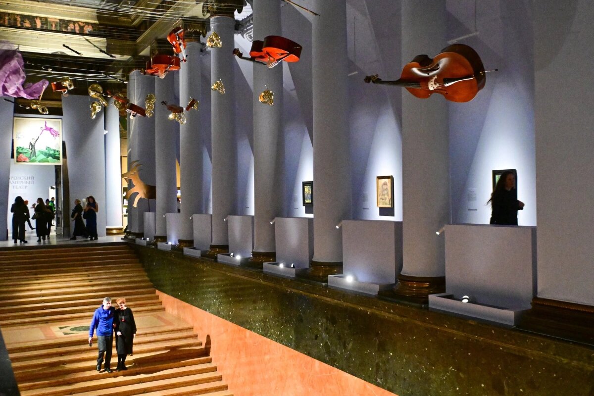 Выставка «Марк Шагал. Радость земного притяжения»
© Сергей Киселев / Агентство «Москва»