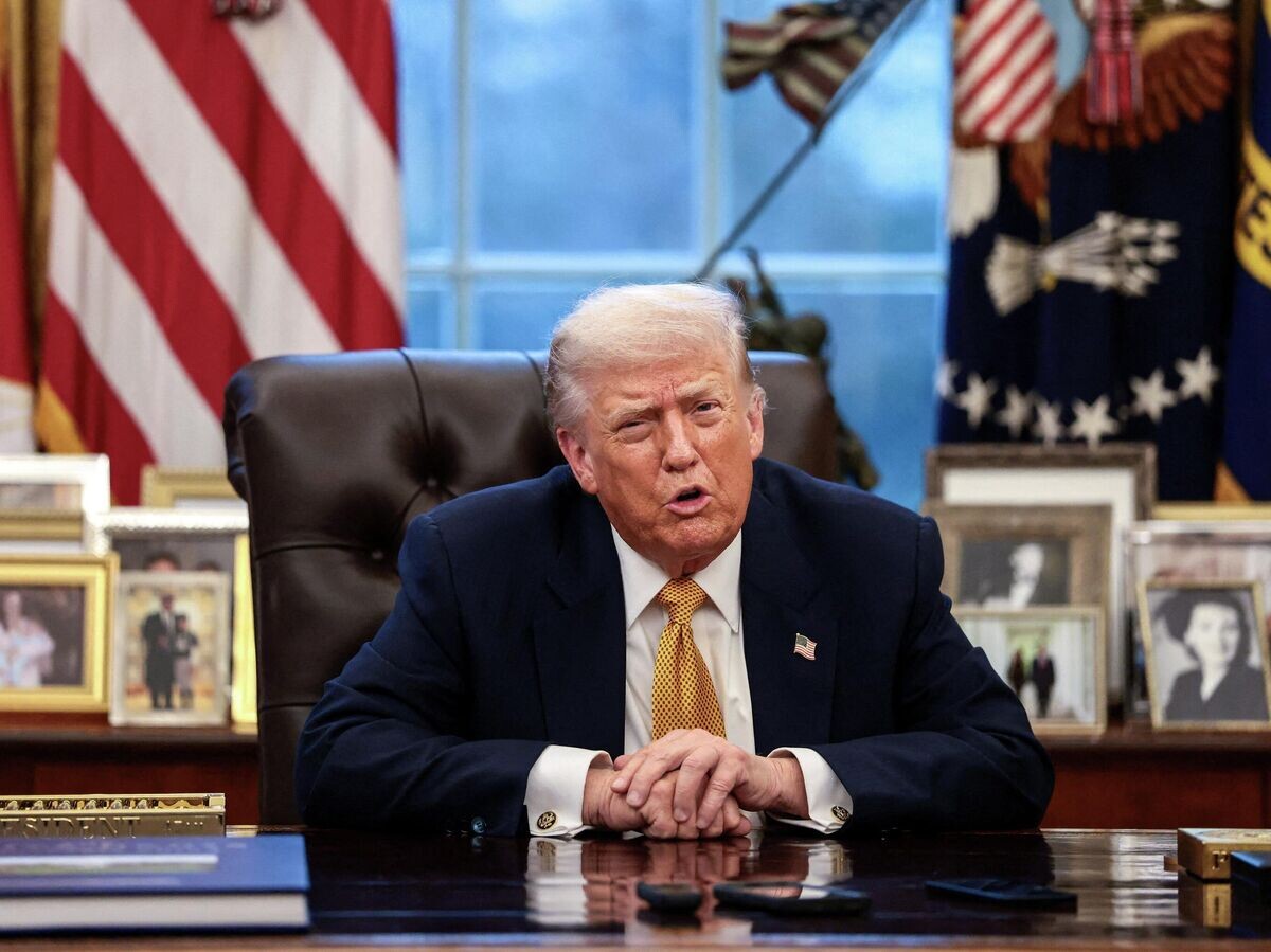    Президент США Дональд Трамп во время интервью агентству Reuters | © REUTERS / Evelyn Hockstein