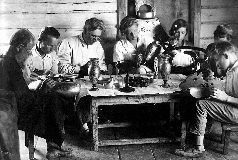 Мастера за работой 