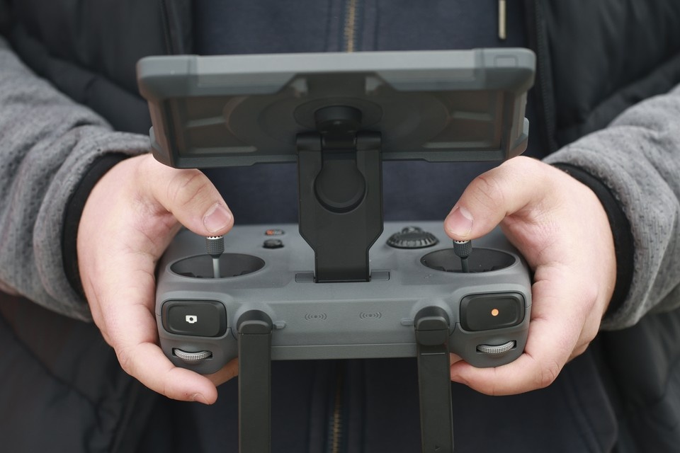    Минобороны: беспилотники типа "Молния-2" уничтожили переправу ВСУ через Оскол Олег УКЛАДОВ