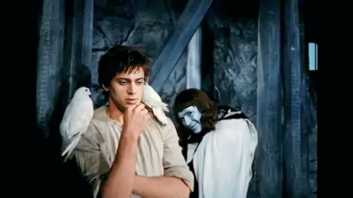 Роль отважного метельщика Караколя стала визитной карточкой Георгия Лапеты и его самым ярким появлением на экране.