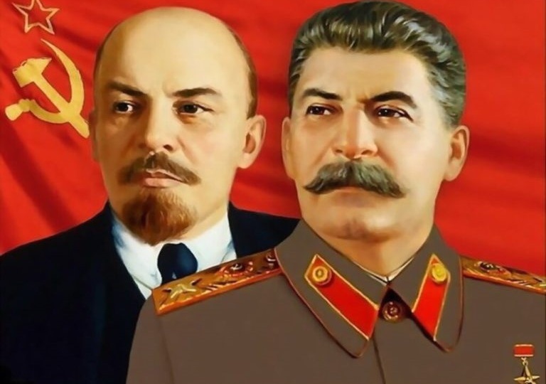 К Ленину и Сталину уважение в народе только растёт