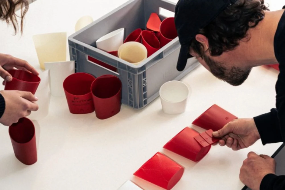 Процесс разработки дизайна многоразовой упаковки для McDonalds во Франции (Источник - McDonald's)