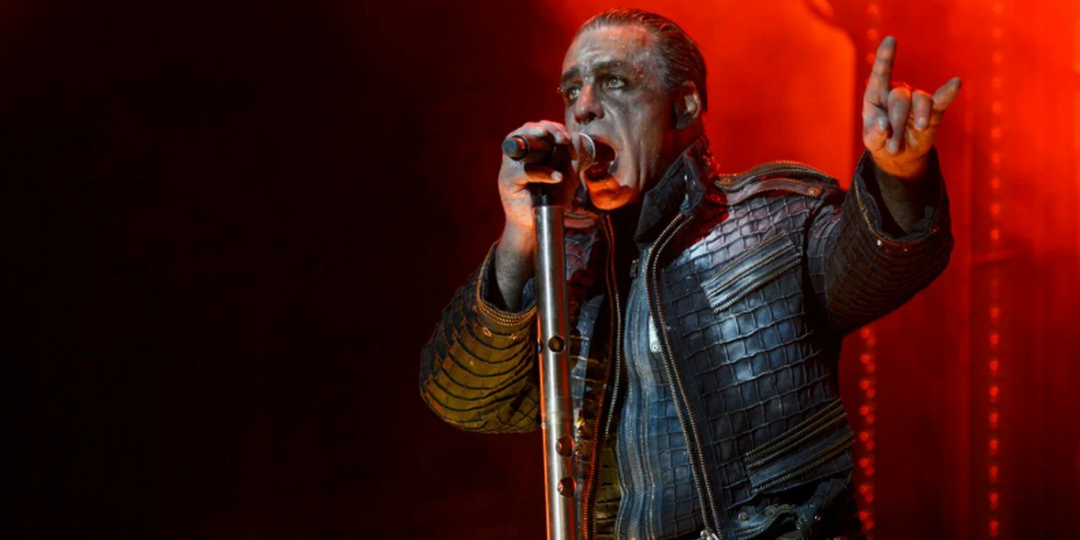 В рунете Тилля Линдеманна из Rammstein сравнивают со Штирлицем