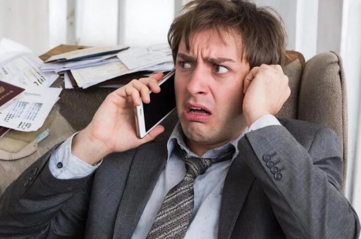    У петербуржцев крадут данные через «обратные звонки»