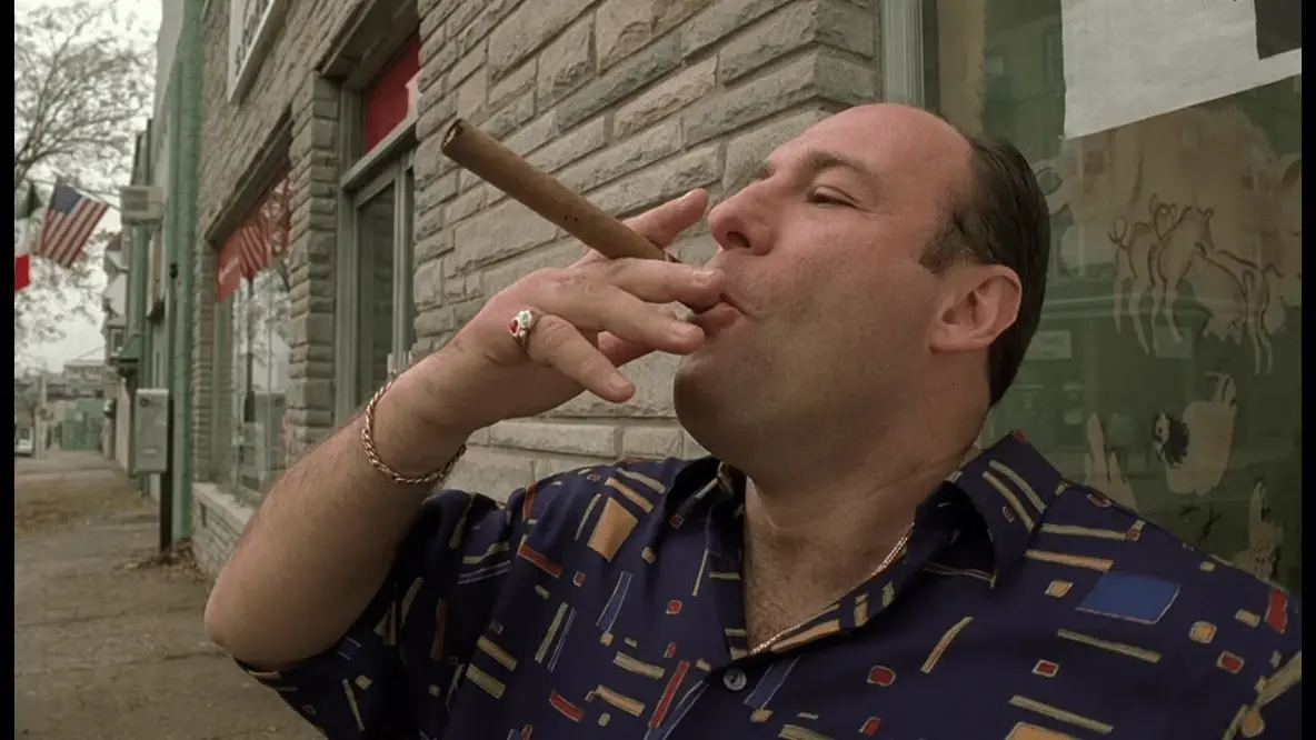 Ей-богу, фразочку мог сказать какой-нибудь гангстер, помахивая битой у вас под носом. Но глава, конечно, не о том.