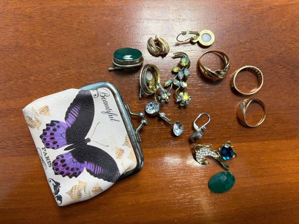    Югорчанку задержали за кражу имущества у пенсионерки