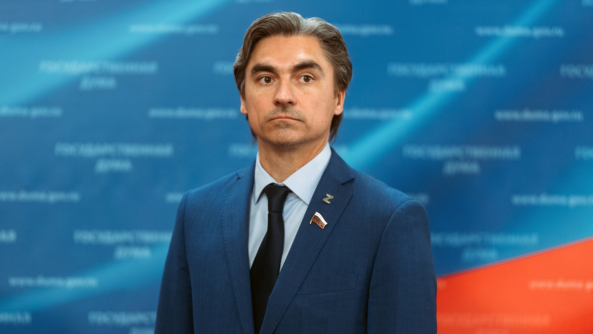 Андрей Николаевич Свинцов — российский политик, депутат Государственной думы РФ VI, VII и VIII (с июня 2022 года) созывов. Состоит во фракции Либерально-демократической партии (ЛДПР).