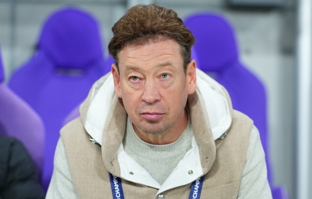    Главный тренер "Шанхай Шэньхуа" Леонид Слуцкий  Yuichi Masuda/Getty Images