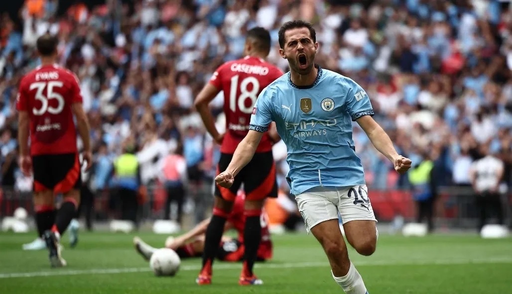 Бернардо Силва