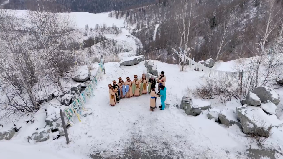    Выпуск шоу "По секрету всему свету" о Республике Алтай. Источник: Скриншот видео со страницы программы в соцсети "ВКонтакте"