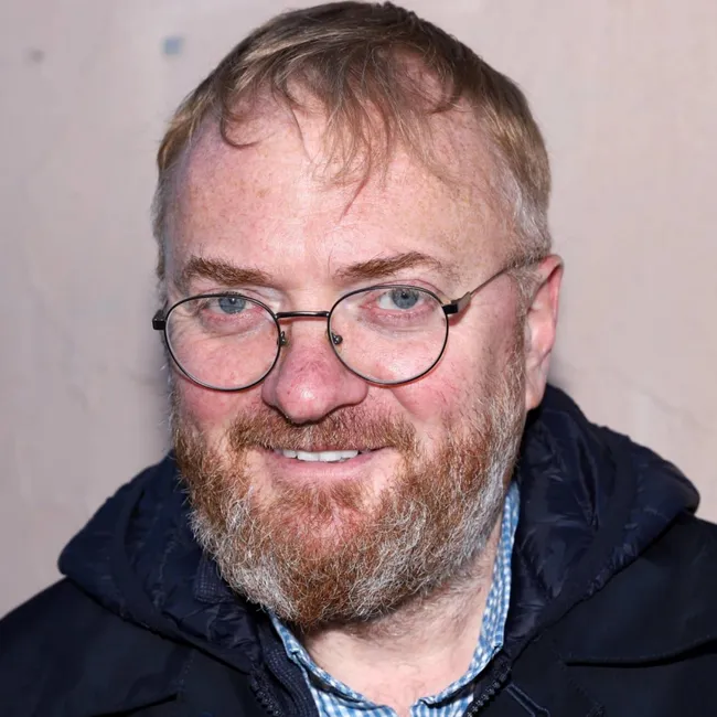 Милонов Виталий Валентинович - депутат Государственной думы VII и VIII созывов, член комитета ГД по международным делам с 5 октября 2016 года от партии «Единая Россия». Депутат Законодательного собрания Санкт-Петербурга IV и V созывов (2007—2016).