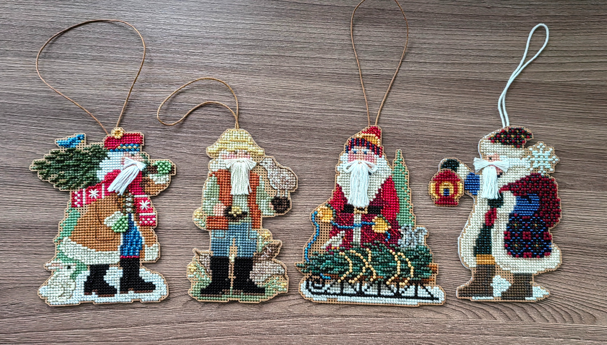 Эти уже вышиты