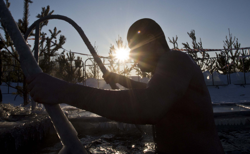   Югра готова к Крещению: главное для желающих окунуться в купель