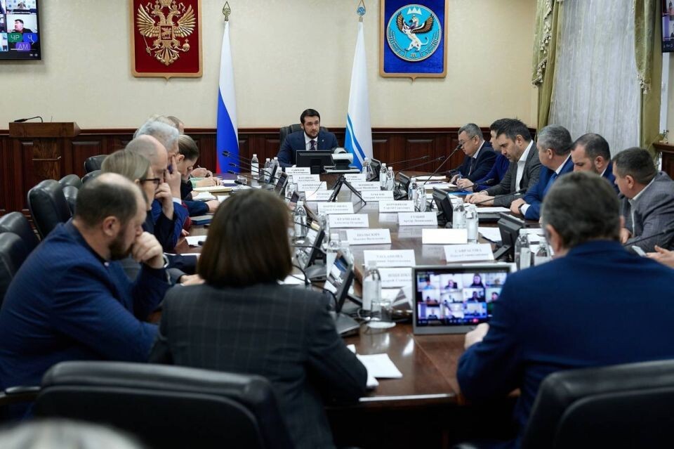    Обсуждение легализации трудовых отношений в Республике Алтай. Источник: t.me/asprokopyev