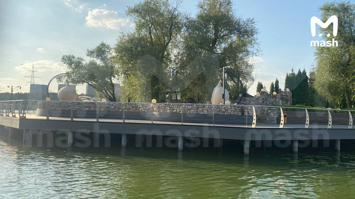 Пристянь у особняка Филиппа Киркорова. Фото: соцсети