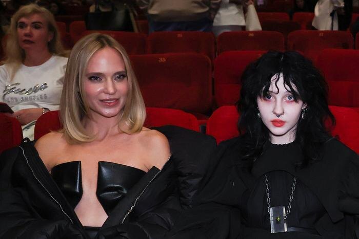 Певица Глюкоза и её старшая дочь Лидия Чистякова. Обложка © ТАСС / Вячеслав Прокофьев