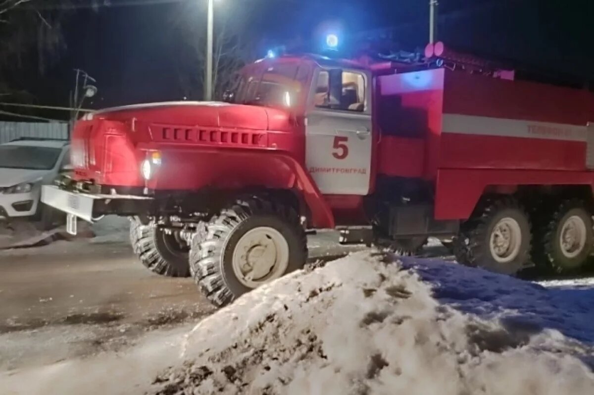    На пожаре в Димитровграде 3 человек спасли и 5 эвакуировали