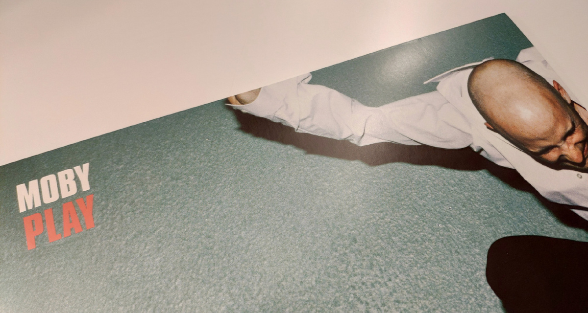 Виниловое издание альбома Play. Лейбл Mute. 1999 год.