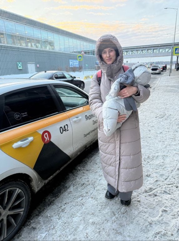 Екатерина: "переживала что не успеем приехать вовремя в приёмное отделение, так как поехали после аэропорта сразу в больницу, но машина приехала быстро, проблем в оформлении заказа не было"