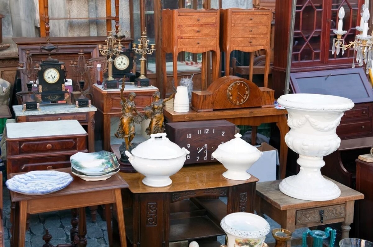    Часто мы воспринимаем старые предметы как пыльные реликвии прошлого, которые только занимают место.