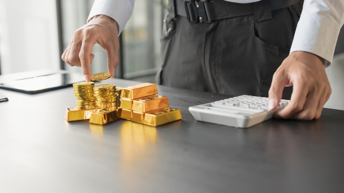 Плюсы инвестирования в золото: вечная ценность в современном портфеле