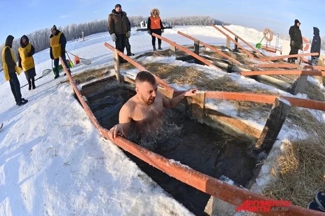    Где и когда в Красноярске можно окунуться в купель на Крещение в 2026 году?