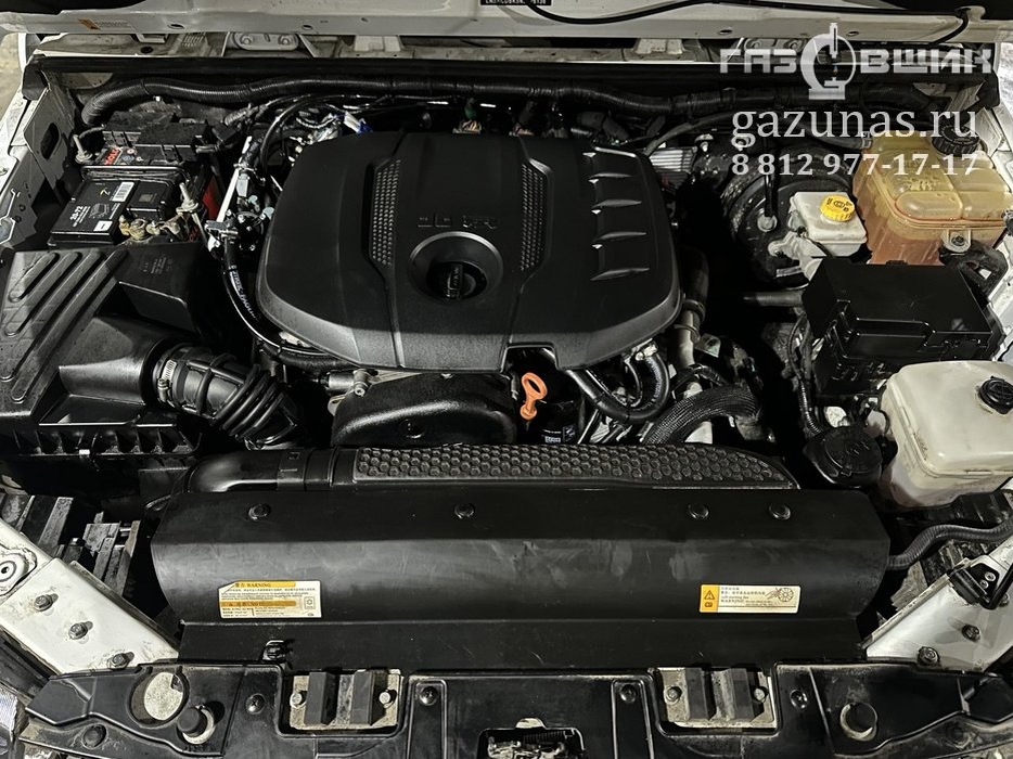 Установка ГБО на BAIC BJ40 I (рестайл) 2.0Di (218л.с.) 2022 г.в. на HY4C20B переоборудован для использования в качестве моторного топлива сжиженного нефтяного газа (пропан-бутан)