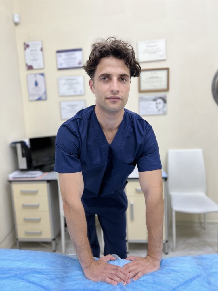 Массажист клиники "Евролазер" Мосса Солеман