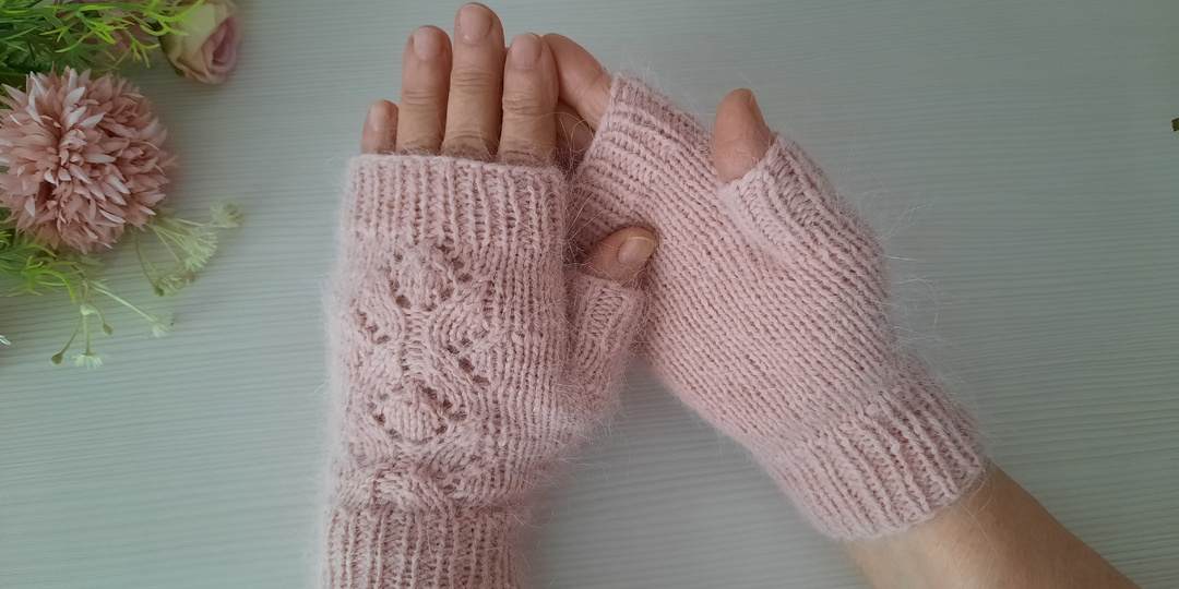 Митенки удобные и теплые..