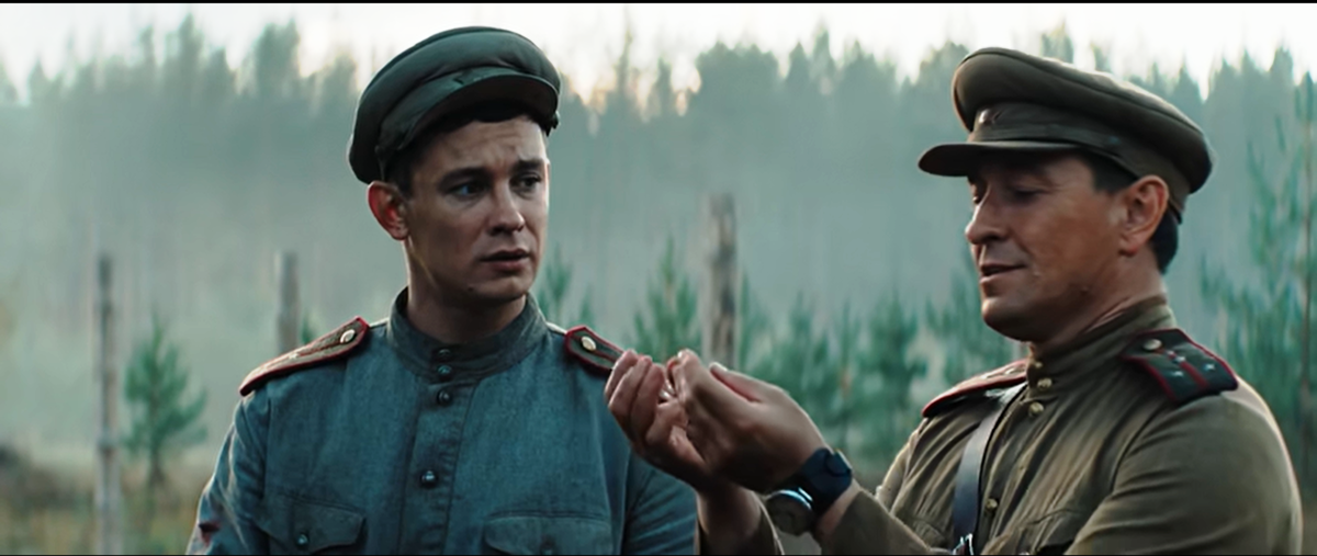 Таманцев и Алехин. Кадр из фильма "Август".