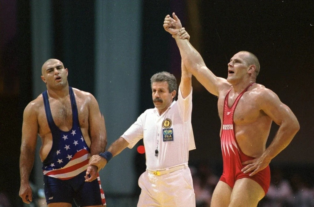 На международной арене его прозвали "Russian Bear" Русский медведь.