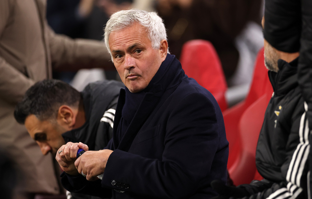    Главный тренер "Бенфики" Жозе Моуринью  Dean Mouhtaropoulos/Getty Images