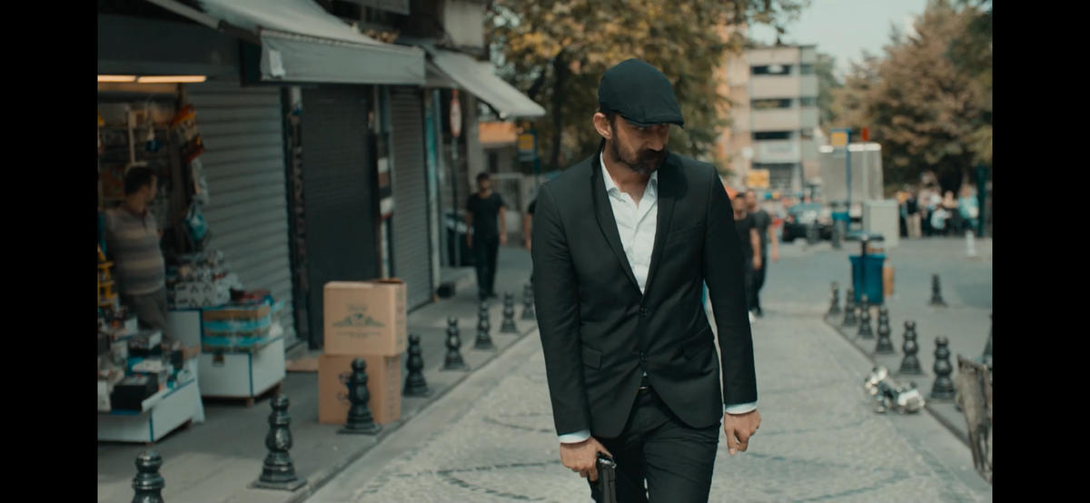 Стоп кадр из сериала «Чукур»