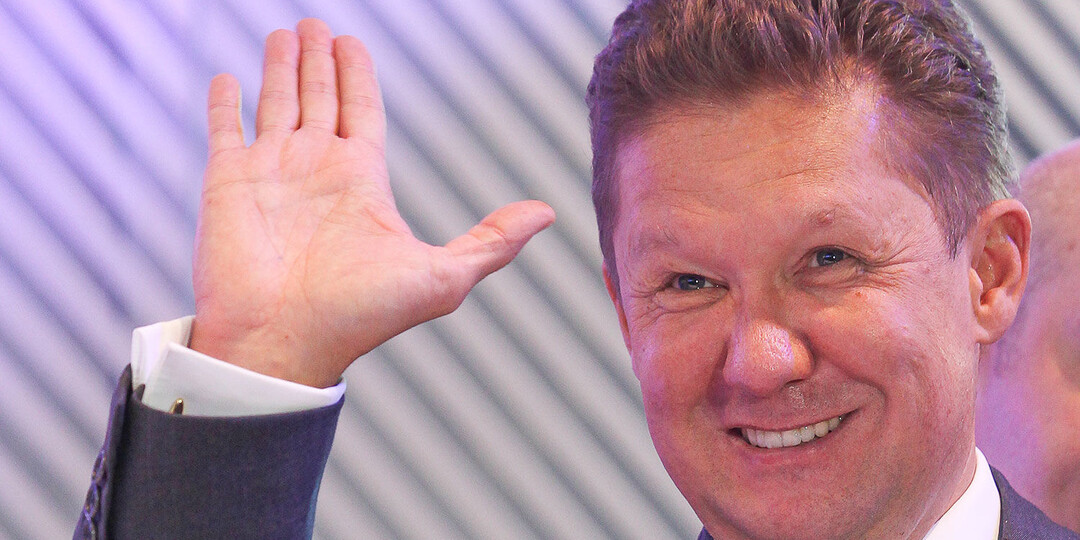 1.8 млрд. собирается заплатить "Зенит" за бразильского футболиста. А я жил в городке, где собственный бюджет 300 млн. рублей в год