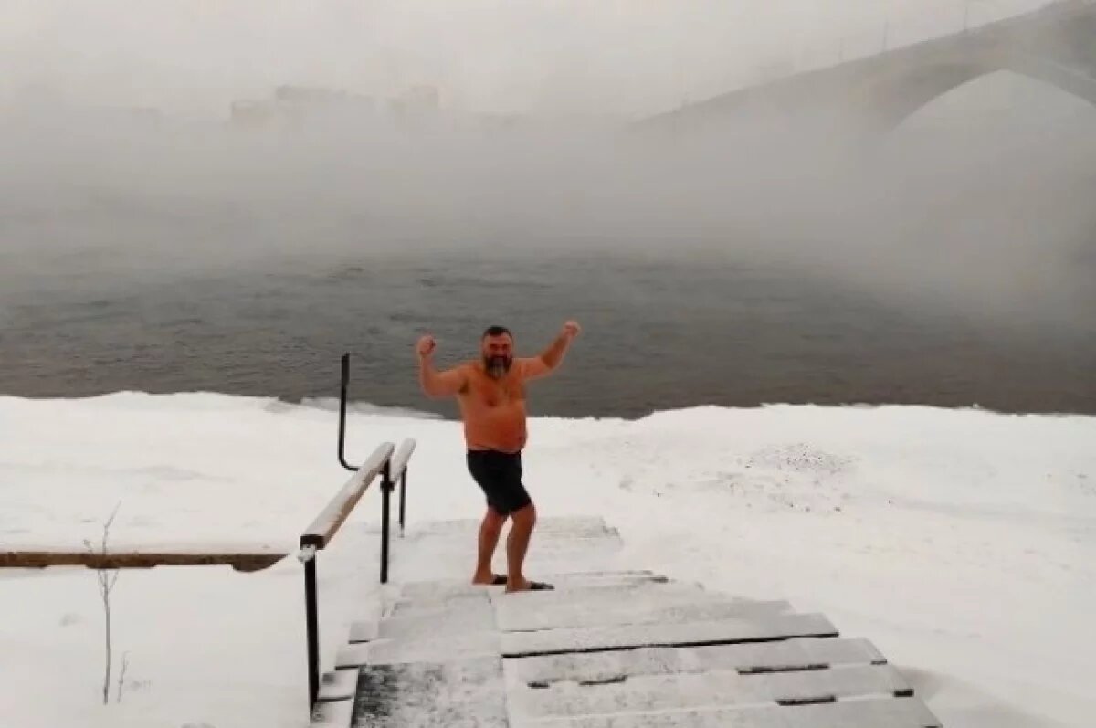    При -40°C моржи все равно идут на ледяной пляж