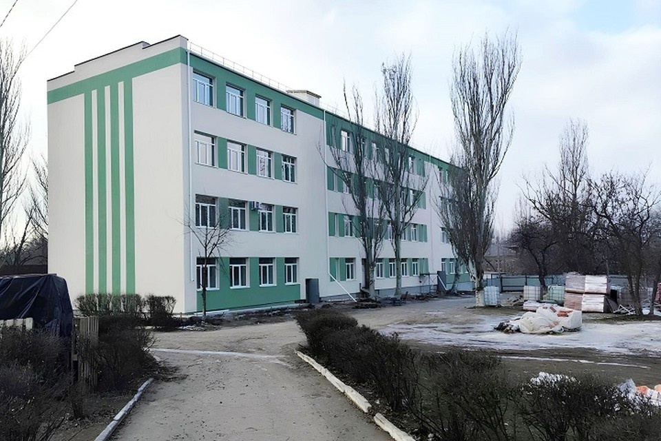    В Торезе завершили обновление фасада учебного корпуса медицинского колледжа. Фото: ППК «Единый заказчик»