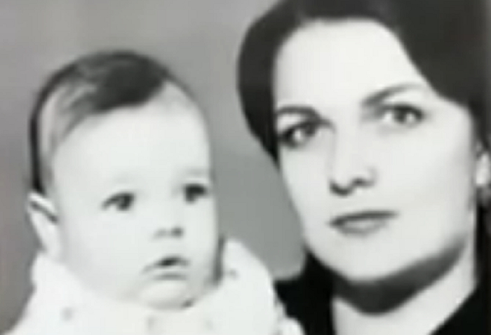 Максим Матвеев с мамой