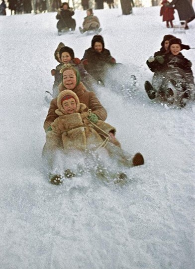 «Берегись!»: снимки ледяных горок царской России и СССР