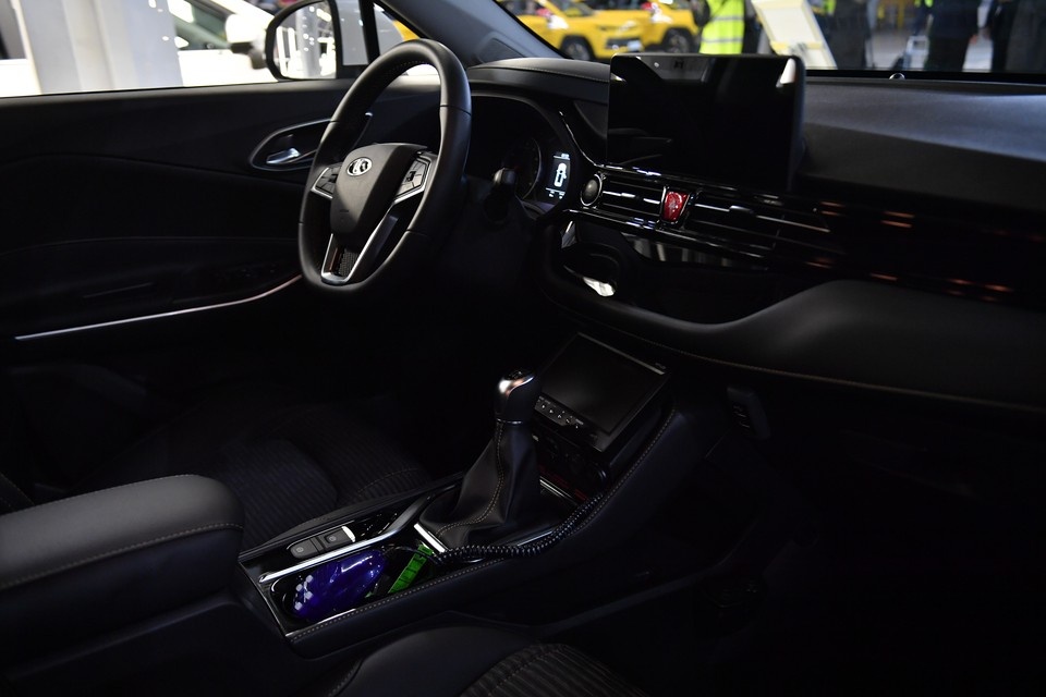    Снижение спроса было повсеместным и затронуло лидеров рынка Иван МАКЕЕВ