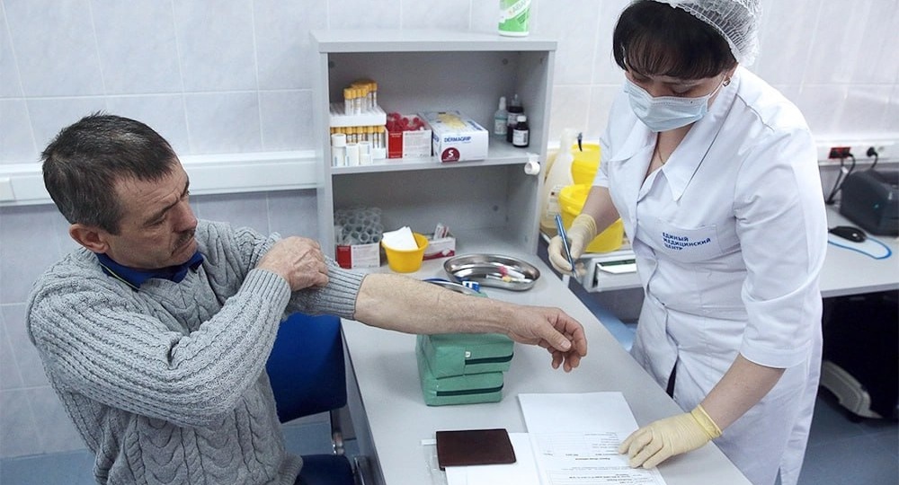 ❌ Обязательный медосмотр для мигрантов: новые правила ужесточаются